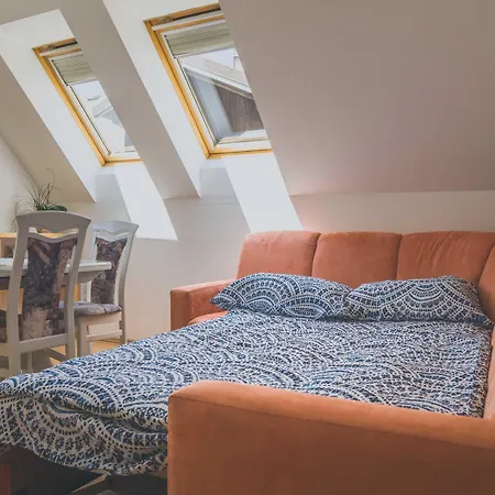 Amak With Free Onsite Parking Lägenhet