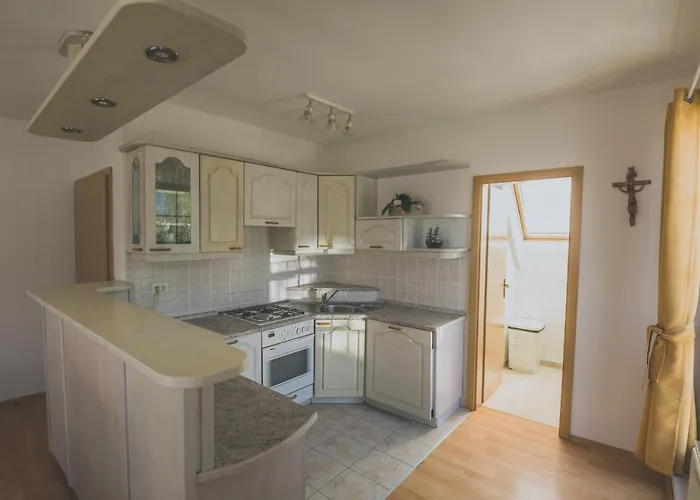 Amak With Free Onsite Parking דירה *