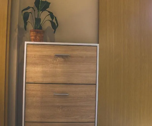 Amak With Free Onsite Parking דירה *